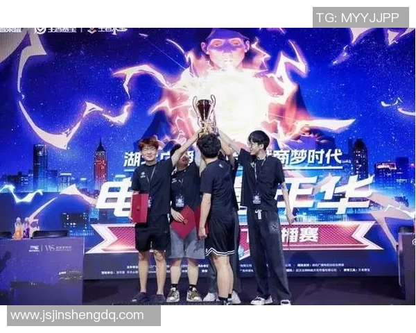 电竞实时数据解析FPX王者荣耀阵地战体系的战术创新与应用实时新闻